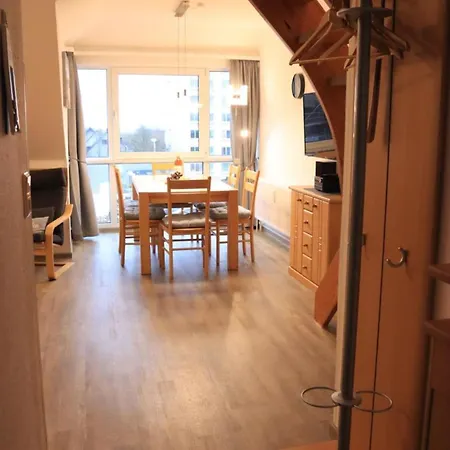 Holiday home Mit Seeblick Und Schwimmbadnutzung In Cuxhaven