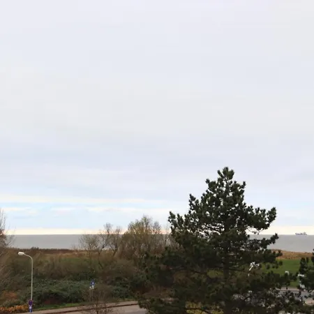 Mit Seeblick Und Schwimmbadnutzung In Feriehus