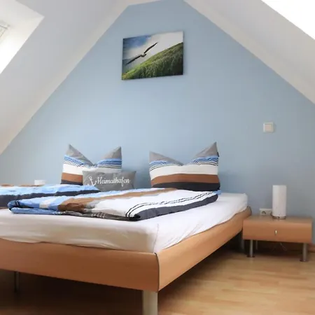 Mit Seeblick Und Schwimmbadnutzung In Holiday home Cuxhaven